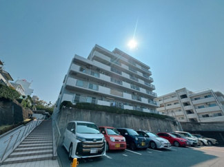 【外観】 | 敷地すべてに管理が行き届いていて、安心できます。まず、清潔です。