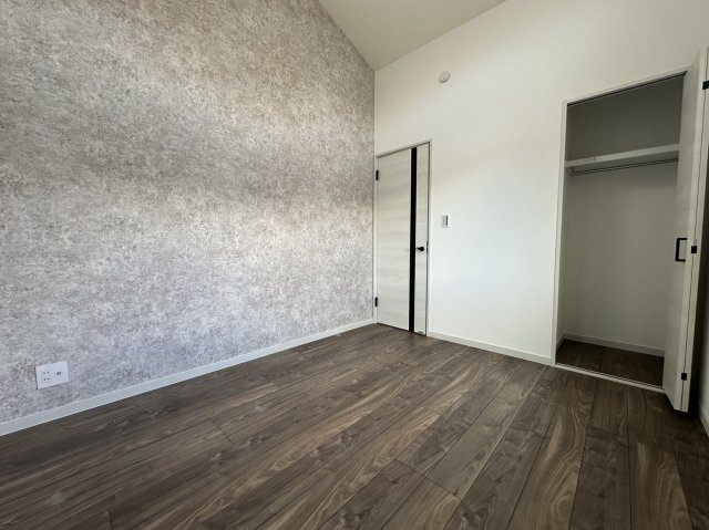 茅ヶ崎市松風台　新築一戸建ての洋室