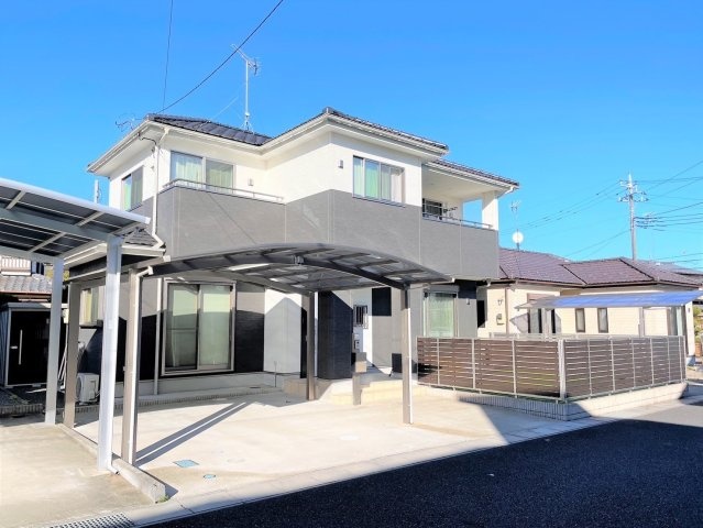 土浦市上高津中古住宅の前面道路含む現地写真