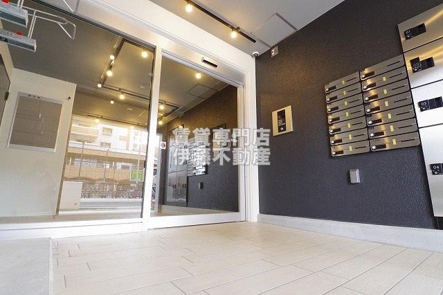 lives residence 浄心のエントランス