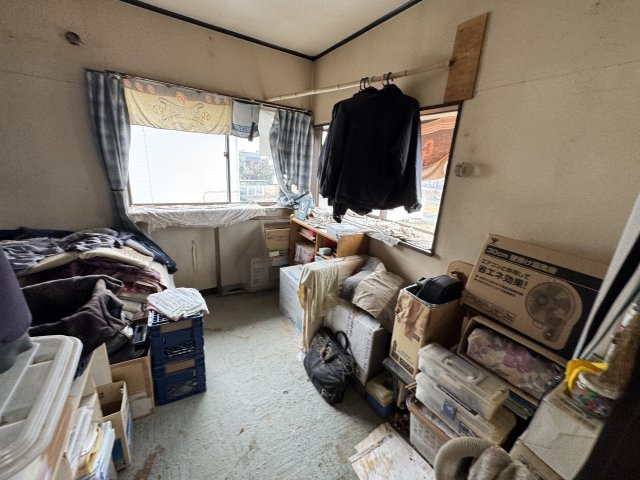 -三丁目不動産-　行田市馬見塚　中古戸建の洋室