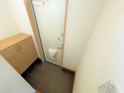 【玄関】 | フェリオⅢ | ※同タイプのお部屋の写真です。