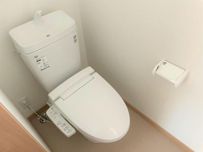 【トイレ】 | フェリオⅢ | ※同タイプのお部屋の写真です。