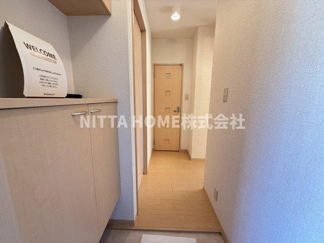 ラ・ピュールメゾン　Ｃ棟の玄関|シューズボックス完備の玄関です◆