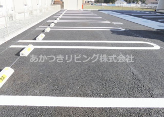 【駐車場】 | 広々とした駐車場♪