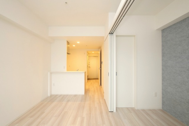 セレニテ新大阪ミラク弐番館の居間・リビング