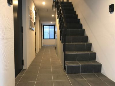 ラクラス四谷三丁目のロビー|共用部分