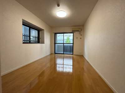 【居間・リビング】 | 仲介手数料半額！HPには初期費用掲載！「プライスホーム」で検索！アクタス博多駅前Ⅱ