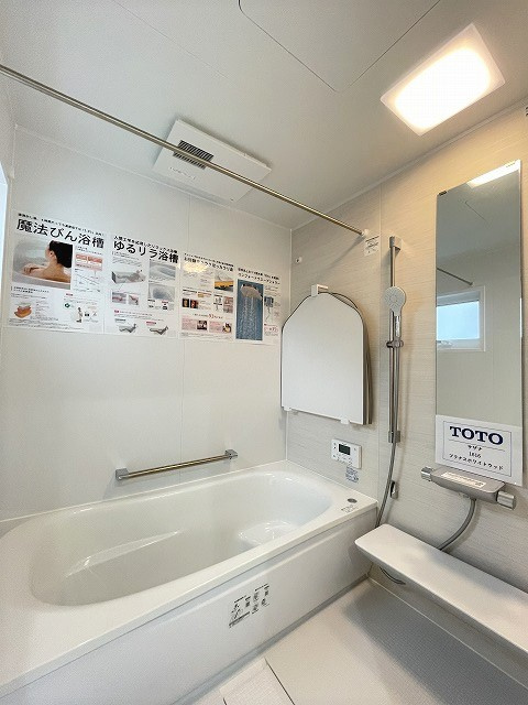 呉市焼山　一戸建　B号地の浴室|冬でも快適にバスタイムを楽しめる換気乾燥暖房機付きの浴室です。