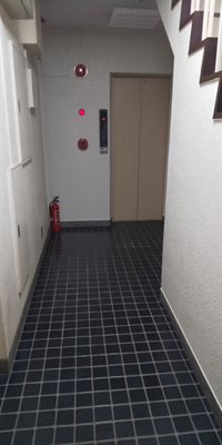 【玄関】 | 本間屋ビル