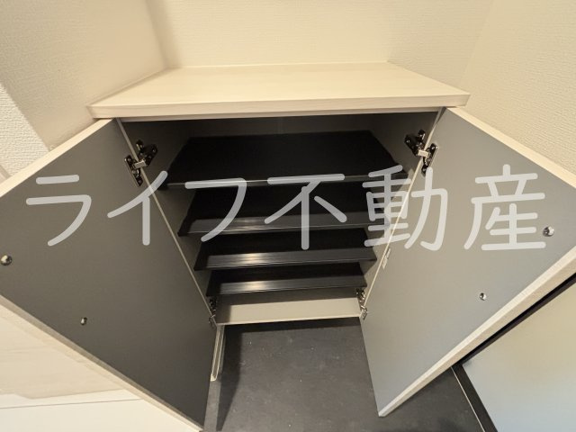 D porta Neigeのその他