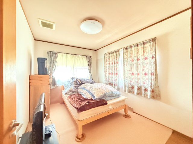 神栖市大野原3丁目中古住宅の洋室