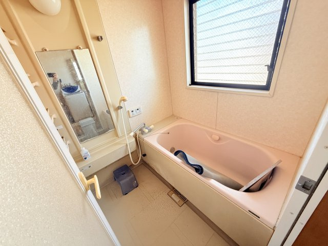 神栖市大野原3丁目中古住宅の浴室