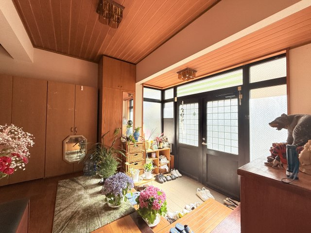 神栖市大野原3丁目中古住宅の玄関