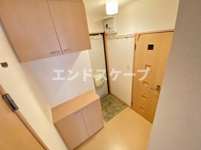 グランドールの玄関|高崎、前橋エリアのお部屋探しはエンドスケープまで！お客様の理想お聞かせ下さい♪