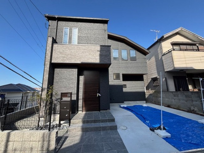 【外観】 | 明石市朝霧南町4丁目　新築戸建　仲介手数料無料！ | 落ち着いた雰囲気の外観です