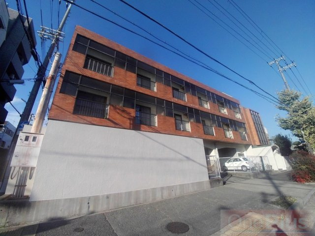 アルファ六甲の外観