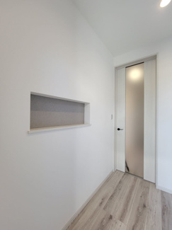 【収納】 | 甲斐市竜王 新築オール電化住宅 南道路 敷地88坪 駅歩15 | 玄関ニッチ（飾り棚）