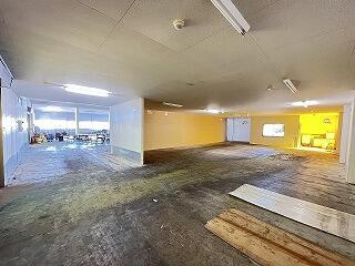 下野市薬師寺貸倉庫・工場・事務所　１棟の駐車場