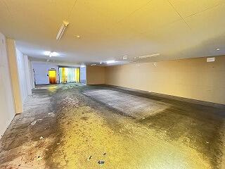下野市薬師寺貸倉庫・工場・事務所　１棟の駐車場
