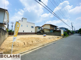 【前面道路含む現地写真】 | 久御山町栄2丁目　売土地　建築条件付き　