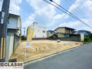 【前面道路含む現地写真】 | 久御山町栄2丁目　売土地　建築条件無し