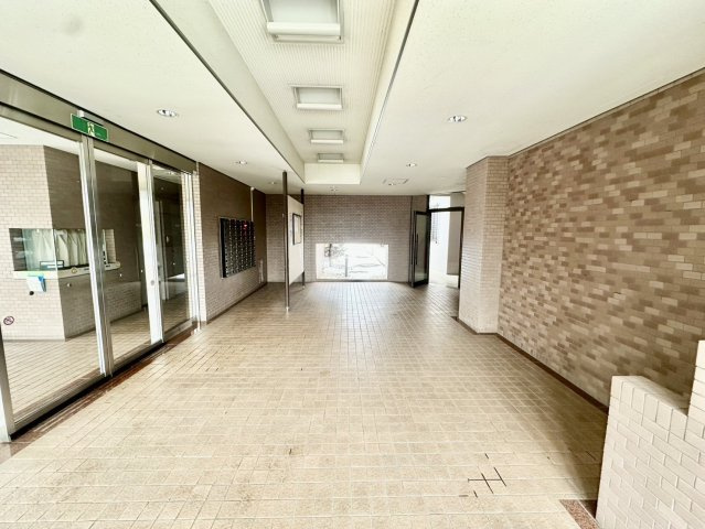 高森パークハウス弐番館のエントランス