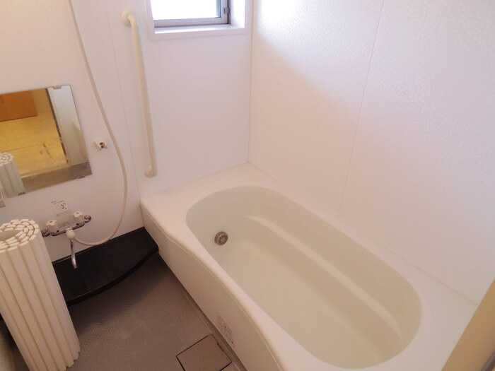 エスポワール Ａの浴室|一坪タイプ浴室