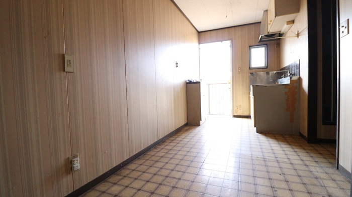 ジュネスヨシカワの居間・リビング