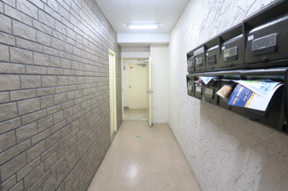 【エントランス】 | 建物の内部です