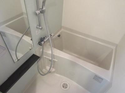 PIERIS GARDEN（ピエリス・ガーデン）の浴室