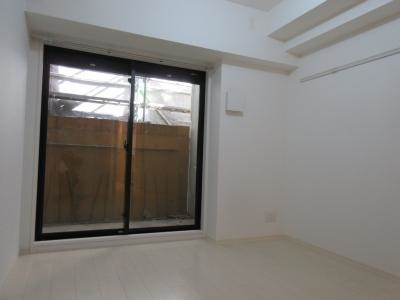 PIERIS GARDEN（ピエリス・ガーデン）の居間・リビング