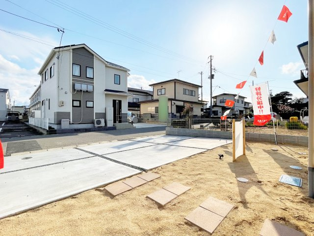 新築戸建　福島市笹谷7期　Erde　全2棟の前面道路含む現地写真