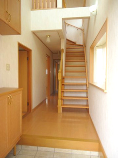 【玄関】 | 川西市けやき坂４丁目30の4　中古一戸建て