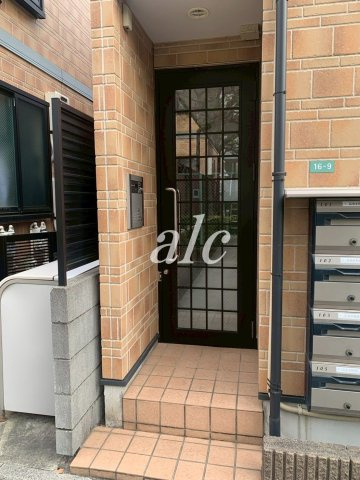 スマイル上高田のエントランス