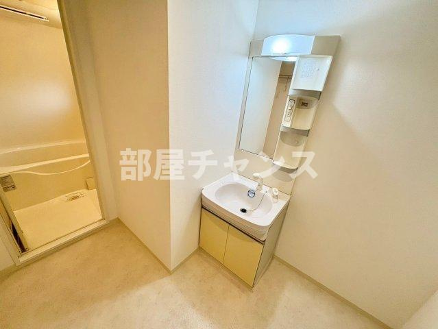 グランデ浅間町の独立洗面台