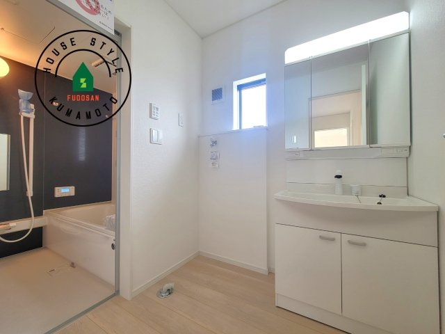 熊本市南区野田2丁目第1-3棟（1号棟）の脱衣所|脱衣所、洗面所は小さなプライベートスペース。歯磨き、洗顔と毎日施す個人空間。