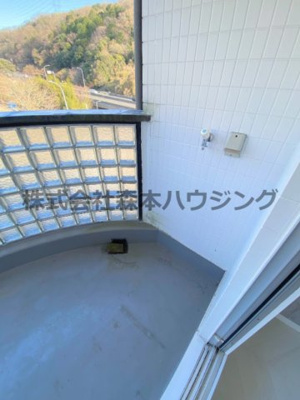 【設備】 | 　SENSE　SNT | 洗濯機置き場です