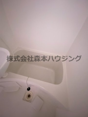 【浴室】 | 　SENSE　SNT | お風呂です