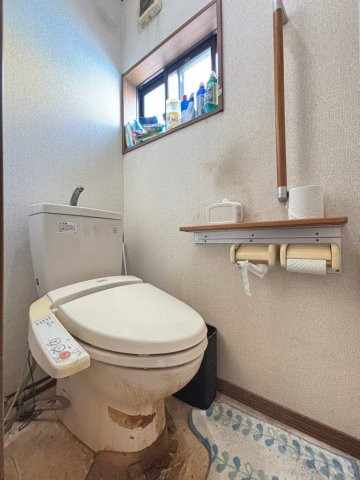 野田市谷津　中古戸建のトイレ