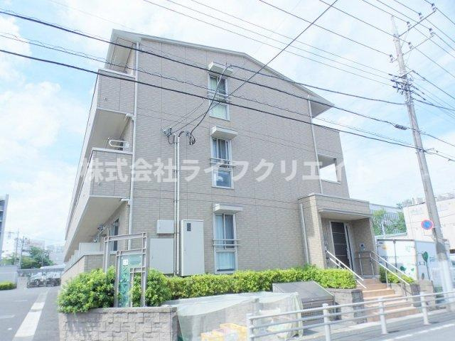 シャルマンSの外観