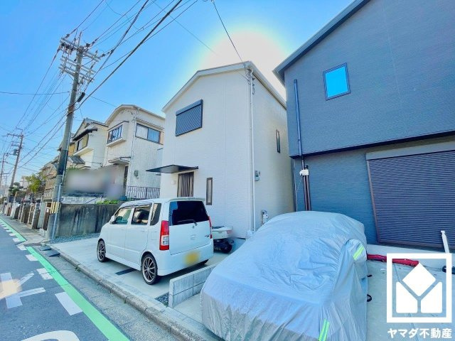 久御山町市田珠城の外観