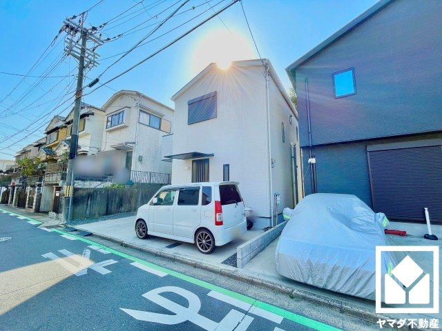 久御山町市田珠城の外観