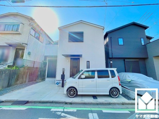 久御山町市田珠城の外観