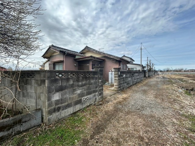 久喜市島川　中古戸建の外観