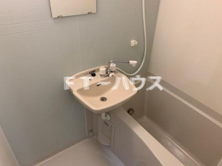 メルディア津田沼の浴室