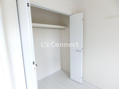 【収納】 | Bonheur | クローゼットでお荷物もすっきり収納。