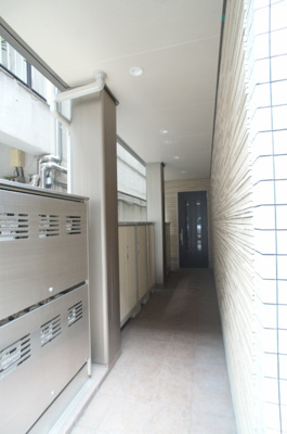 建物入り口☆