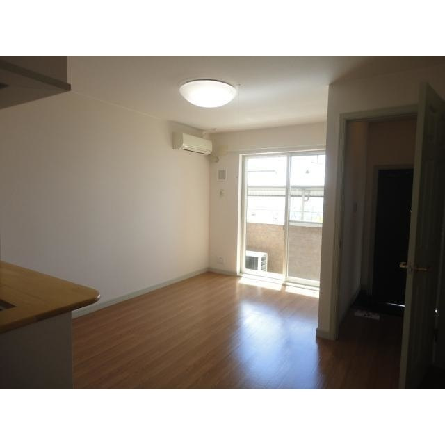 コンフォースの居間・リビング