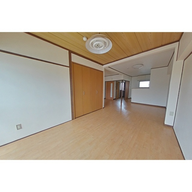 パークサイド蝉丸の居間・リビング